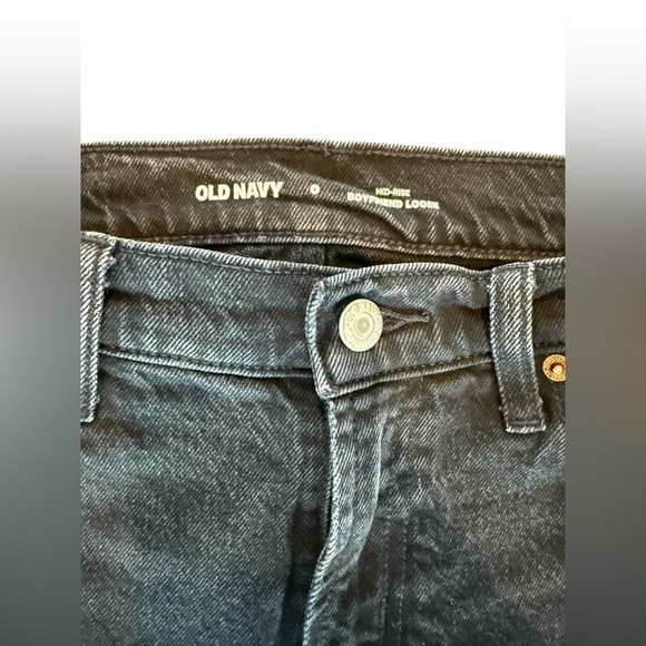 BUNDLE! 2 Pair of Old Navy Jeans - (1) Black and (1) Light wash - Picture 4 of 6